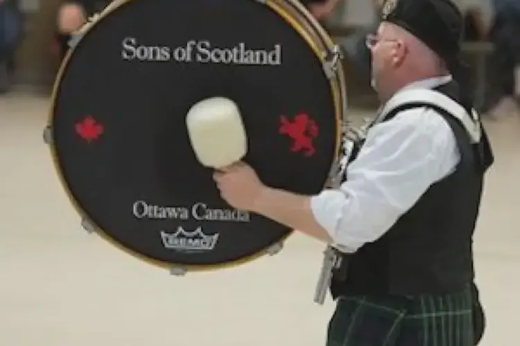 the sons of scotland pipe band
