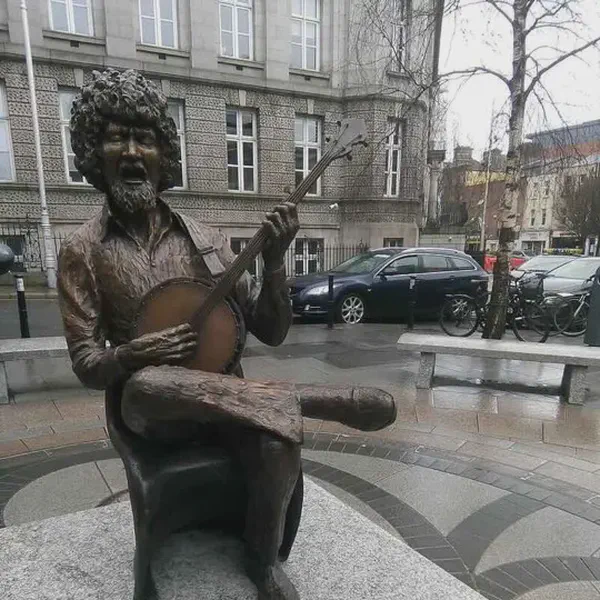 /images/tich/luke_kelly_321.webp